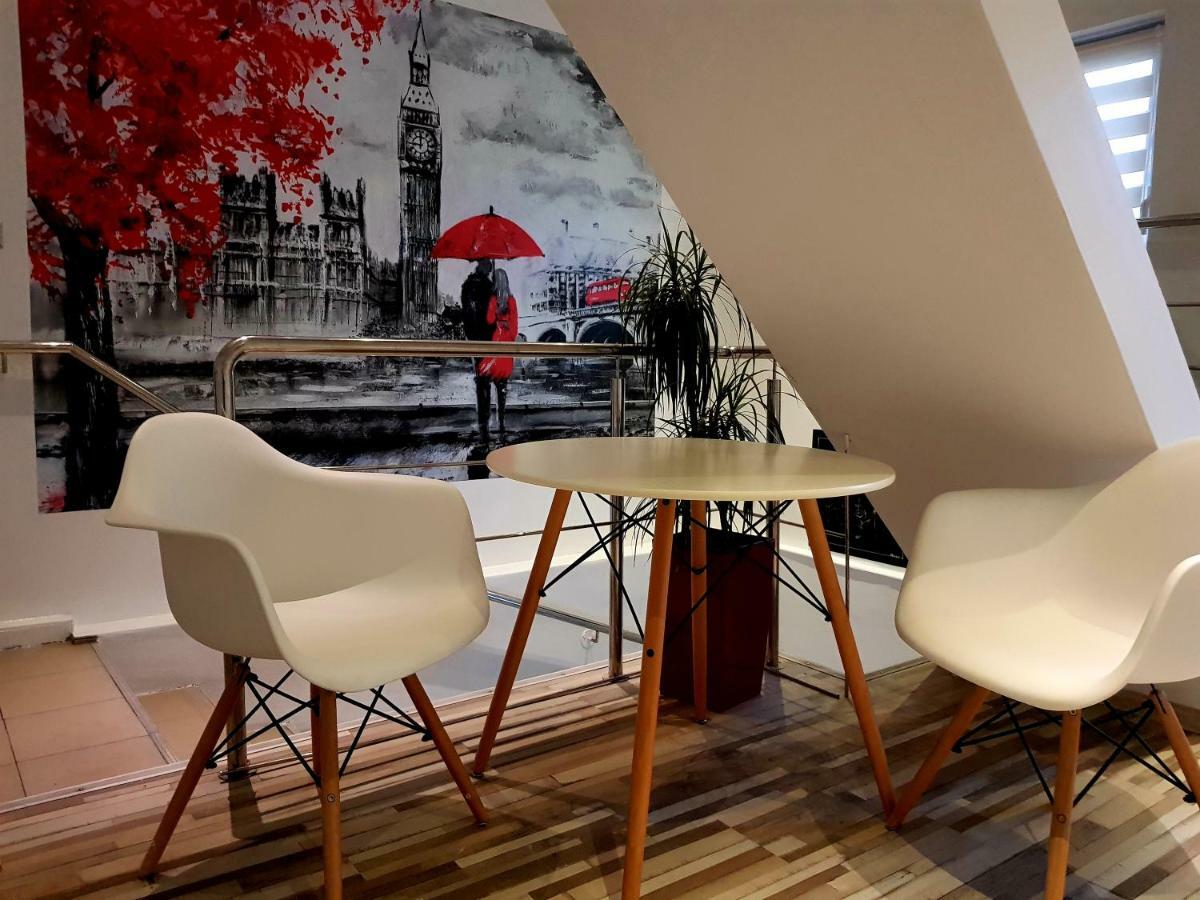 Art Boutique Central Târgu Jiu Eksteriør billede
